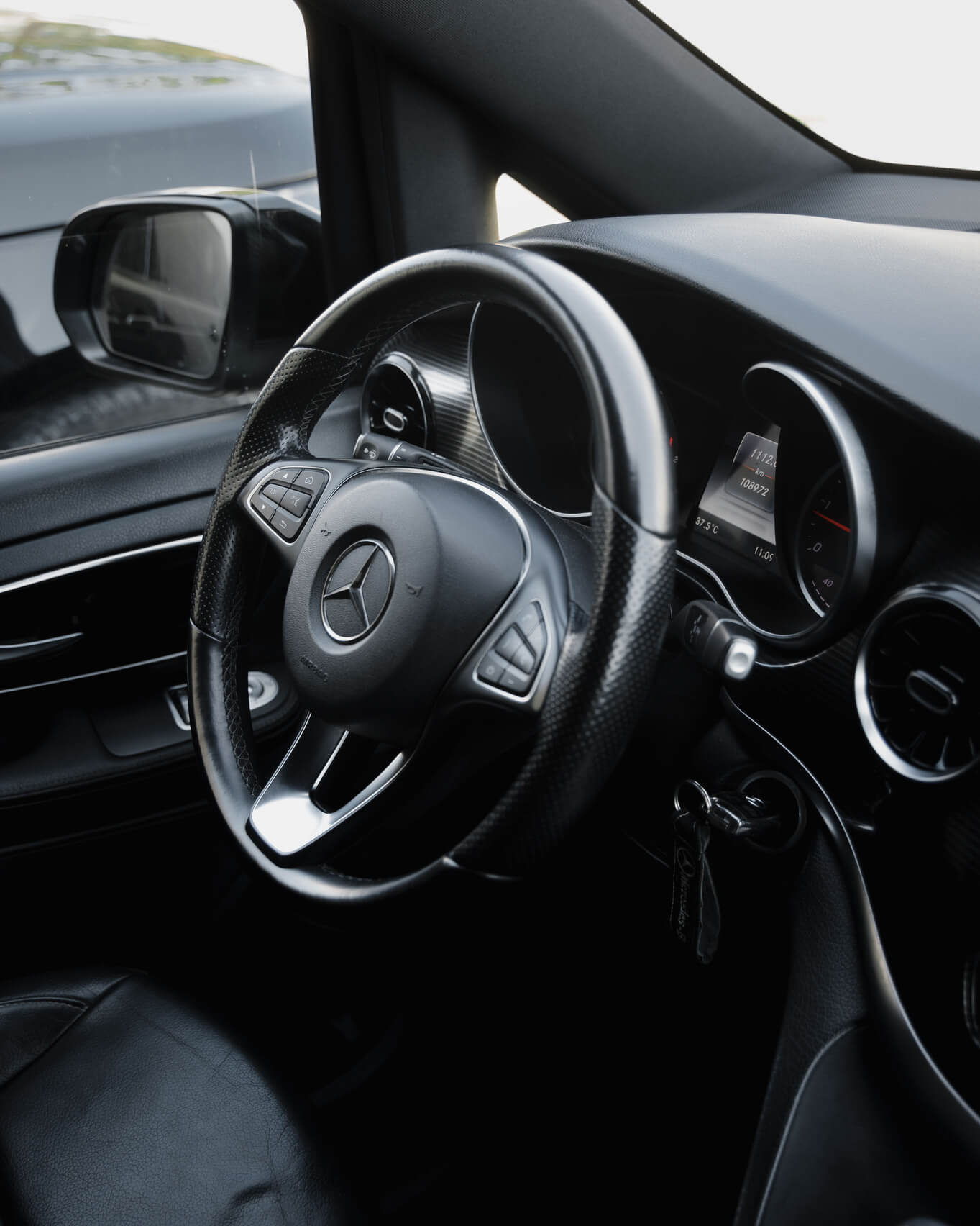 sevenislandsways-vip-transfer-mercedes